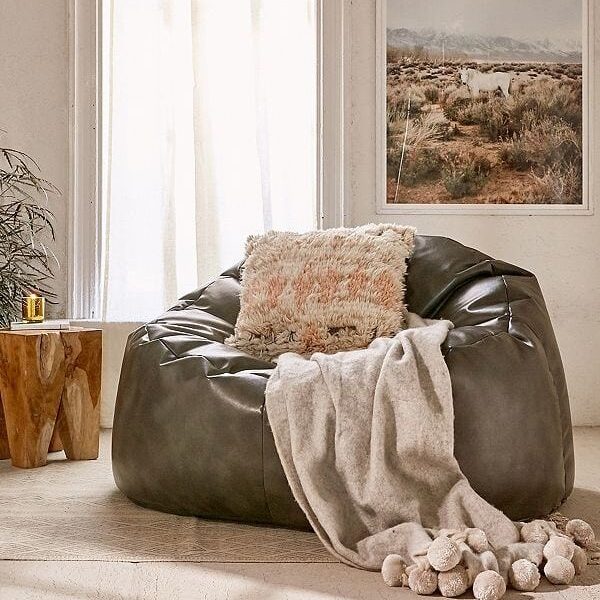 Holden chair